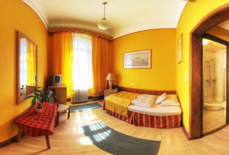 Hotel Omnibusz Budapest Exterior photo